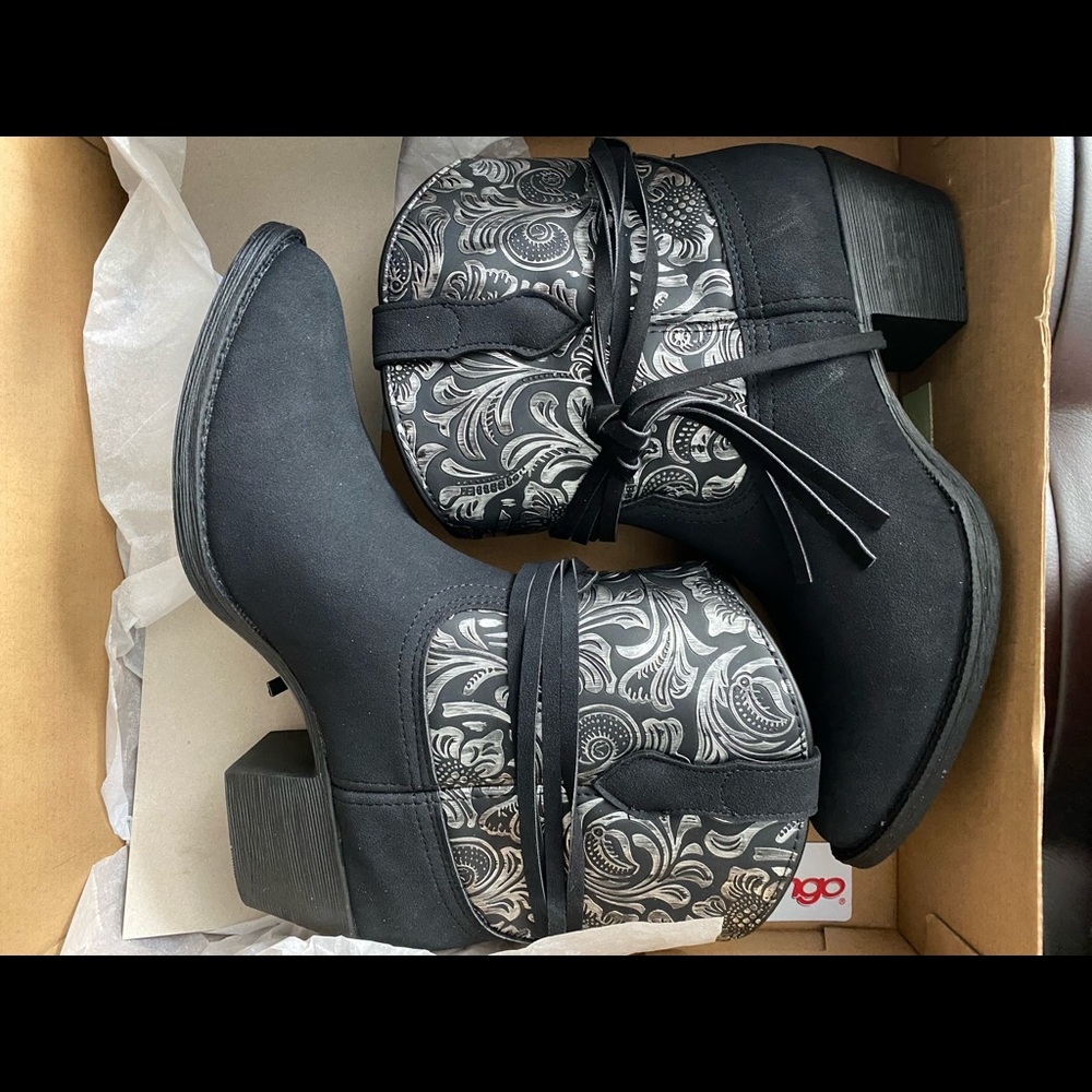 Dingo boots